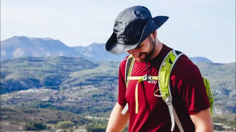 Cómo Vestir para el Trekking / Senderismo: Consejos Prácticos